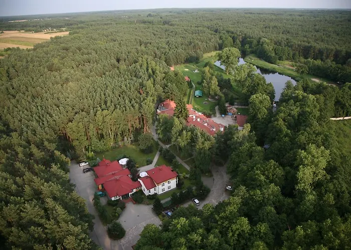 Hotel Pod Sosnami 2*