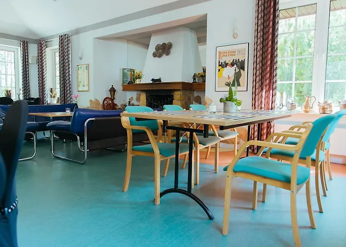 Pod Sosnami Hotel Osieck